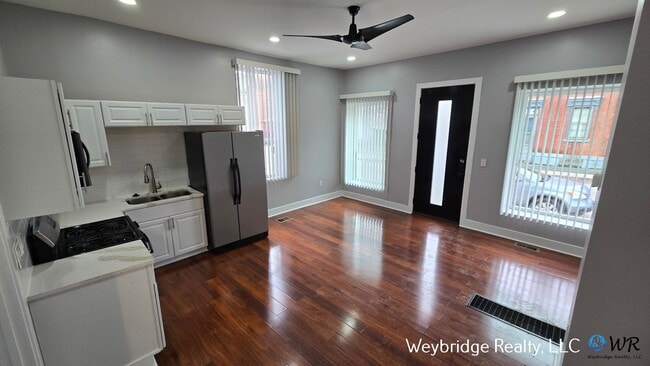 Photo - 2934 Sidney Ave Unidad 1