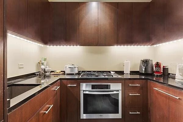 40 Broad St Unit 19C