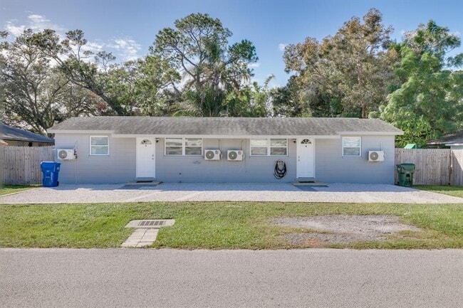 Building Photo - 13496 W Rena Dr Rental