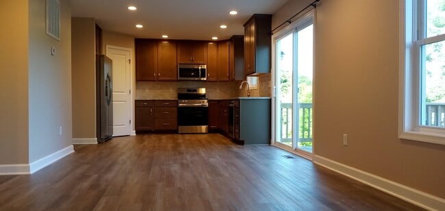 Photo - 1014 Middlebrook Ave