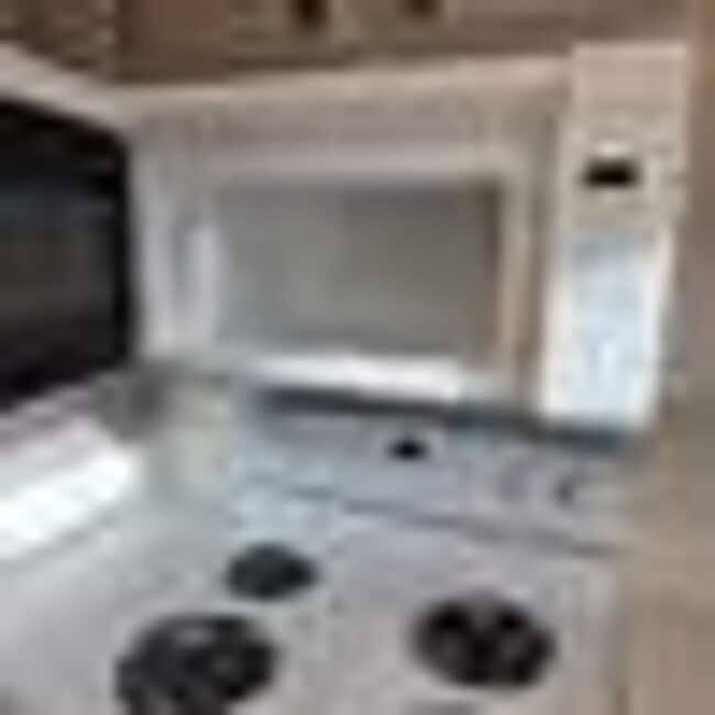 Photo - On cul de sac