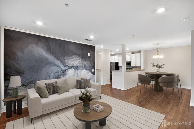 Photo - 626 Marion Ln