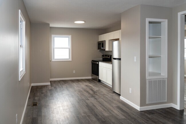 Photo - 1309 Main St E Unit 9