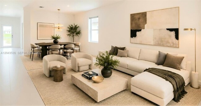 Photo - 2423 SE 30th St