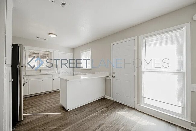 1414 Hagan Dr