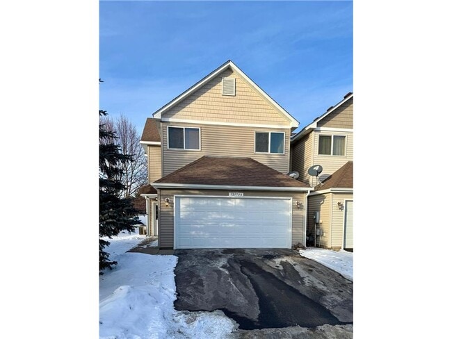 Photo - 12173 Waconia St NE