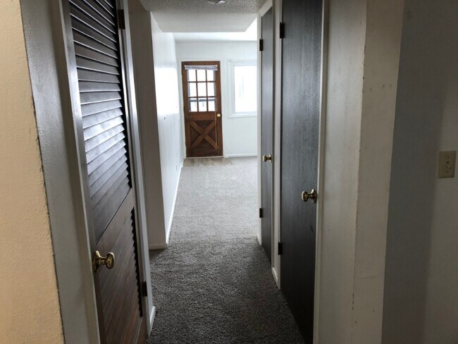 Photo - 2013 NW Hickory Ln