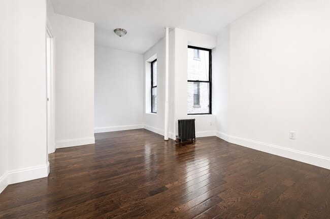 Photo - 529 W 151st St Unit 33