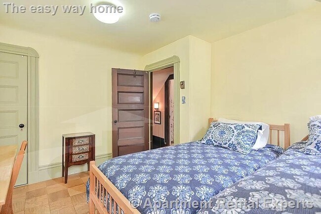 Photo - 22 Dell St Unit 1