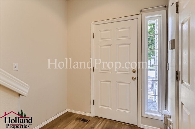 Photo - Beautiful 3-bedroom Unit in Excellent Hillsboro Location!