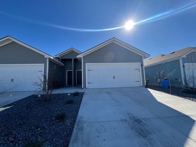 Photo - Luxury 3/2 Duplex in Seguin, Texas