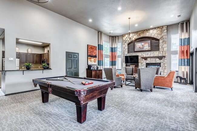 Photo - Willow Run Village