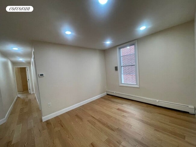 Photo - 1222 Simpson St