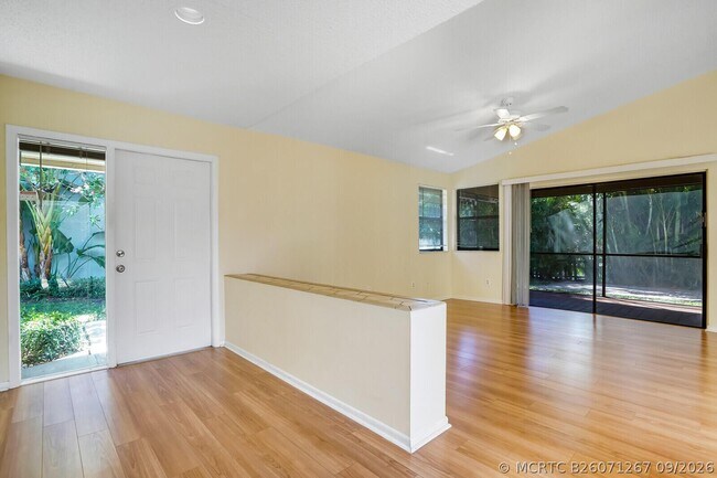 1080 NW 19th Terrace