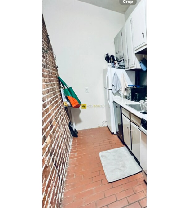 Photo - 21 Worcester Sq