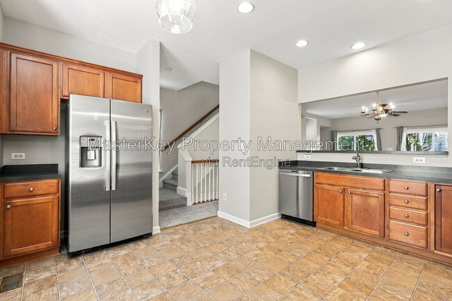 146 Madison Square Ln