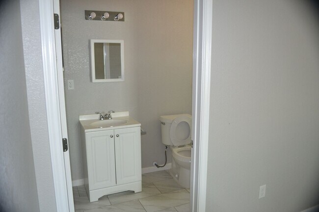 Photo - Cozy 1 bedroom 1 bathroom