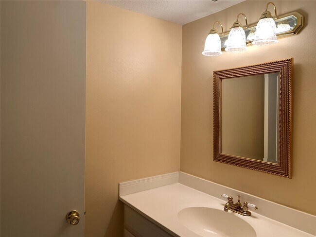 Photo - 2230 S Piney Point Rd Unit 210