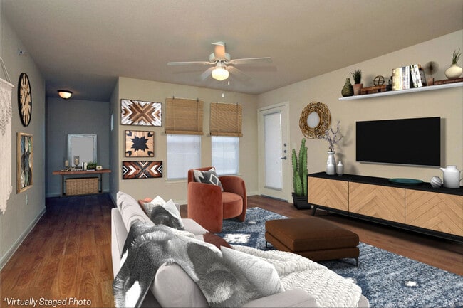 Photo - Tuscany Park