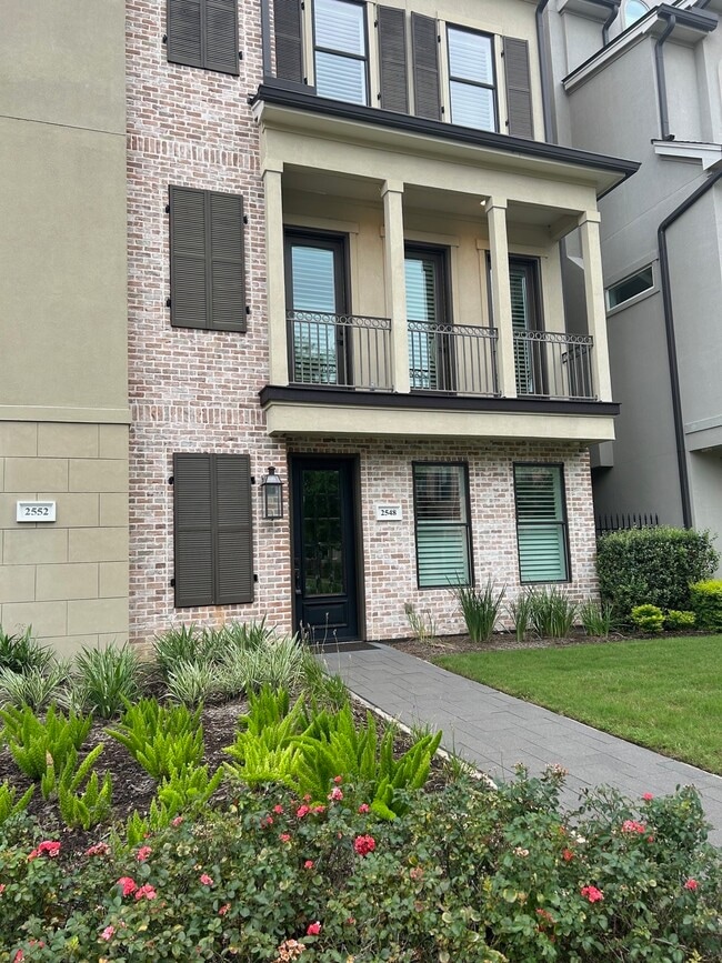 Photo - 2548 N Bay Pl