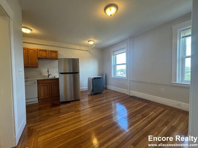 Photo - 1615 Commonwealth Ave Unit 30