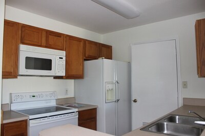 Photo - ANNUAL RENTAL - VANDERBILT PLACE-CAMDEN COVE 2 BED / 2 BATH