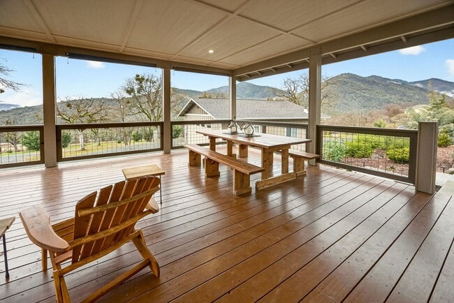 Photo - 860 Humbug Creek Rd