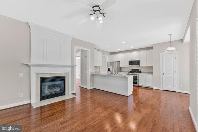 9546 Lagersfield Cir