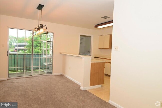 Building Photo - 208 Kelly Ct Unit 208 Rental