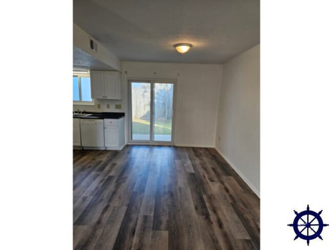 Photo - 2910 Ormond Ave