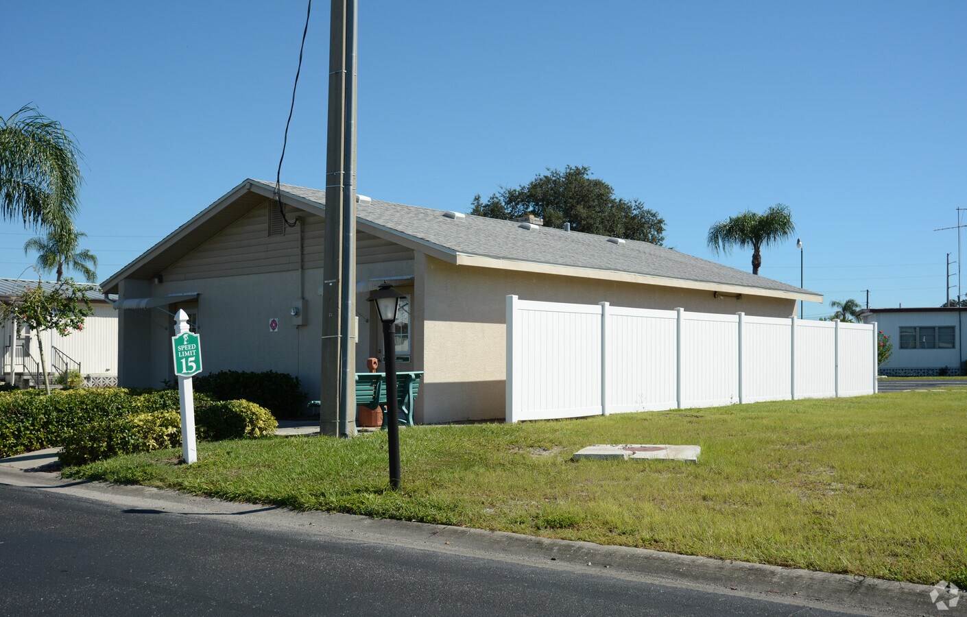 Photo - Village on the Greens Apartments