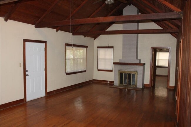 Photo - 855 Azalea Rd