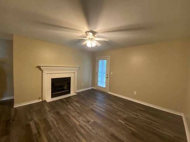 Photo - Renovated One Level 2 Bedroom / 2 Bathroom...