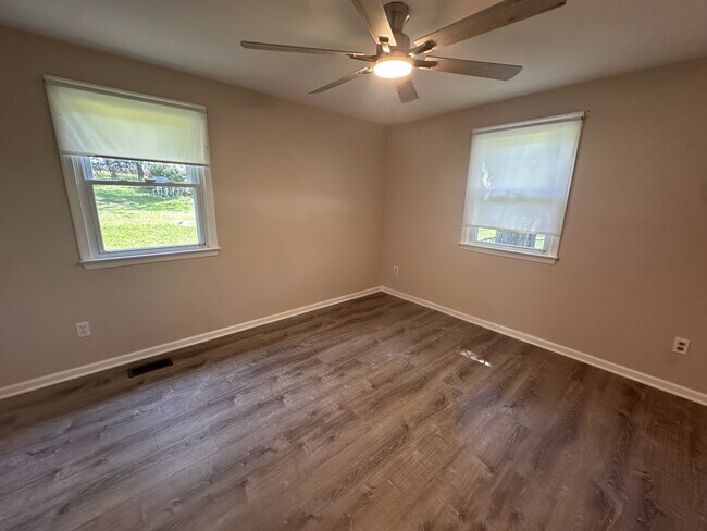 233 Spring Warbler Way