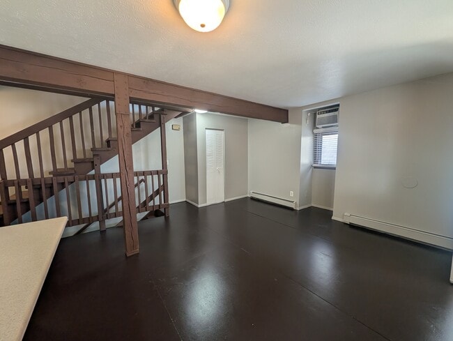 Photo - 9533 W Alameda Ave Unidad 9533