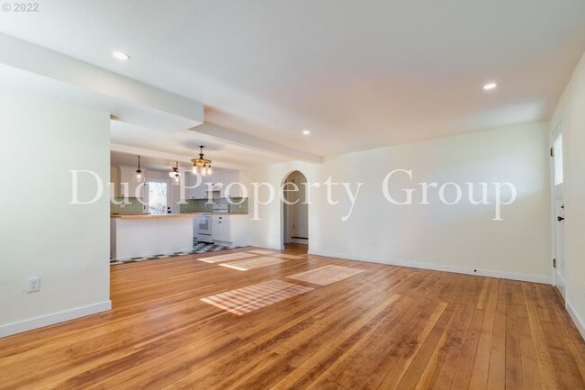 Photo - 8th Street Unidad 8th Street - House