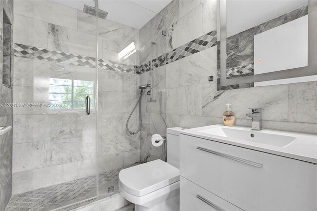 Photo - 1460 Ocean Dr Unit 305