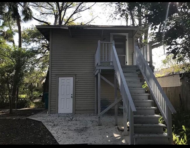 Building Photo - 522 Harwood St Unit 412 Cathcart Ave