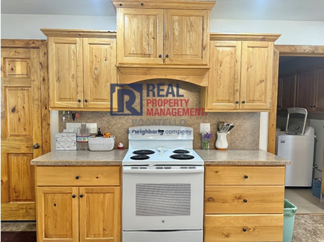 Photo - 13355 N Dekay Rd Unidad Upstairs