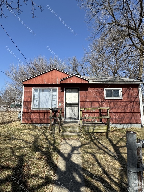 Building Photo - 253 E Austin Ave Rental