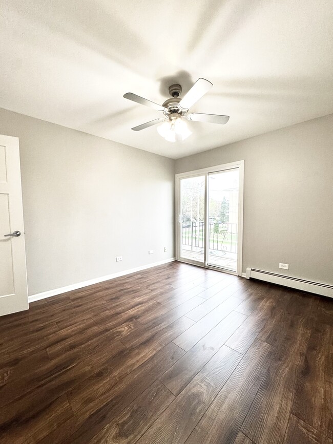 Photo - 5644 W 105th St