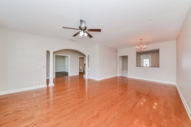 Photo - 204 Aberdeen Pond Dr