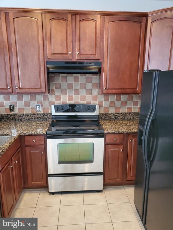 Photo - 15612 Everglade Ln Unit 403