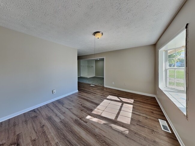 Photo - 83 N Wagon Rd