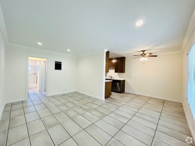 Building Photo - sto152 Unit 01 Rental