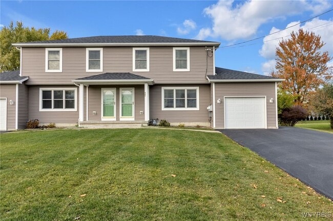 Building Photo - 940 Reserve Rd