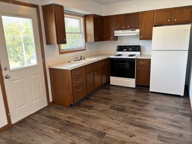 Photo - 1642 W George Washington Blvd