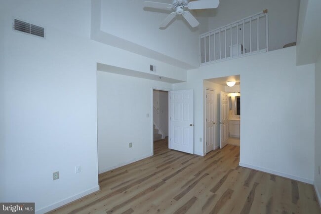 Photo - 1641 International Dr Unit 410