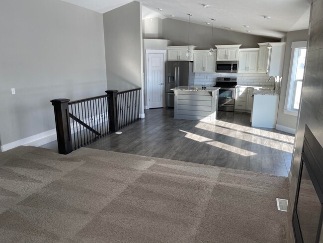 Photo - 3544 Beretta Ave