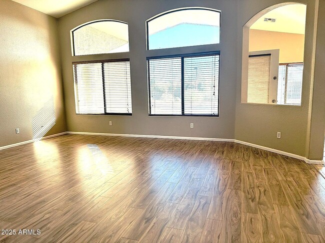 Photo - 8119 S 47th Ln